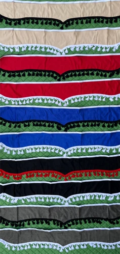 Bordura nad přední okno - třásně