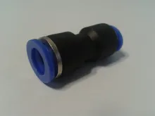 rychlospojka přímá pr. 8mm-6mm-plast.red