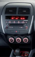 2DIN redukce pro Peugeot 4008, Citroen, Mitsubishi (5)